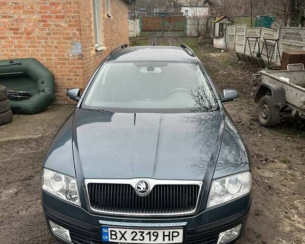 Серый Шкода Октавия, объемом двигателя 1.98 л и пробегом 216 тыс. км за 6200 $, фото 1 на Automoto.ua