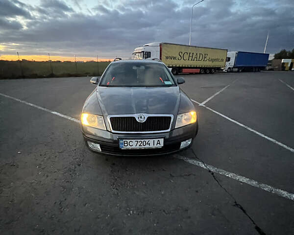 Сірий Шкода Октавія, об'ємом двигуна 1.97 л та пробігом 352 тис. км за 6000 $, фото 1 на Automoto.ua
