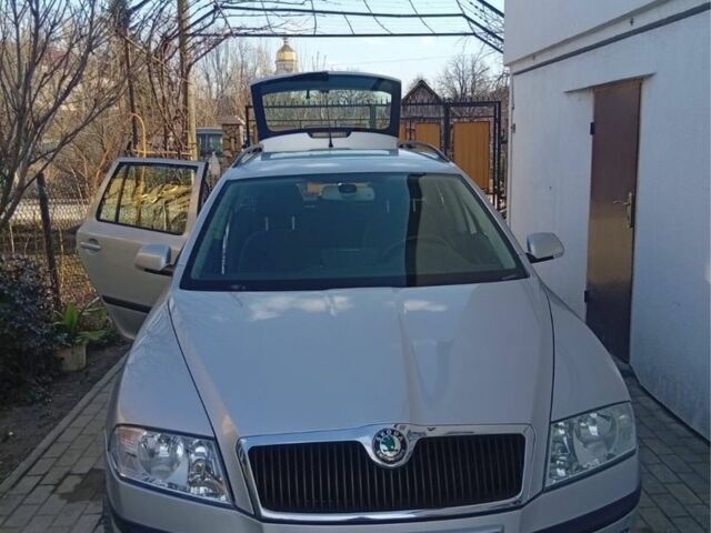 Серый Шкода Октавия, объемом двигателя 2 л и пробегом 171 тыс. км за 5500 $, фото 1 на Automoto.ua