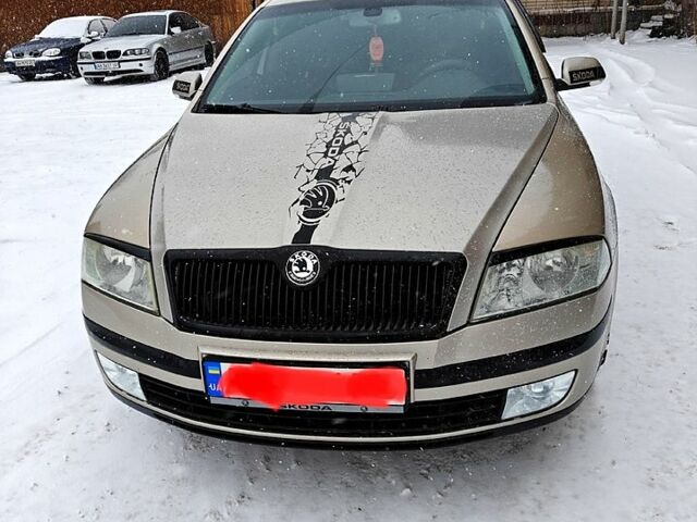 Сірий Шкода Октавія, об'ємом двигуна 1.6 л та пробігом 35200 тис. км за 5700 $, фото 1 на Automoto.ua