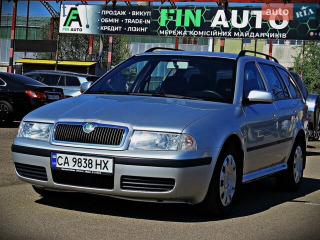 Сірий Шкода Октавія, об'ємом двигуна 1.6 л та пробігом 214 тис. км за 5700 $, фото 1 на Automoto.ua