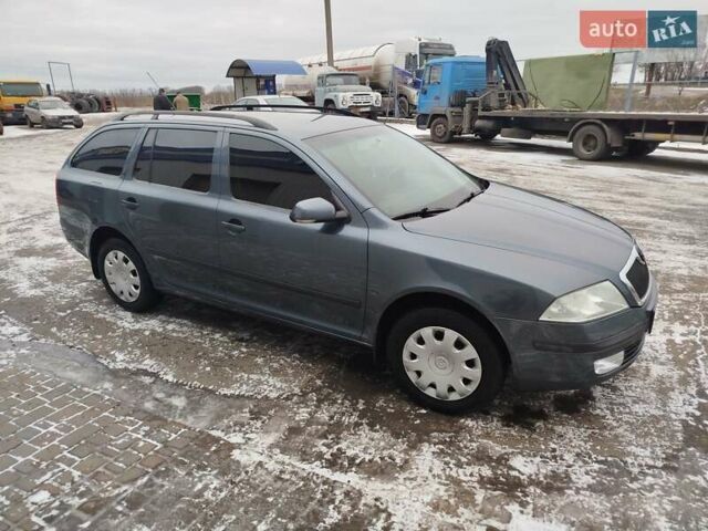 Серый Шкода Октавия, объемом двигателя 1.9 л и пробегом 300 тыс. км за 5500 $, фото 1 на Automoto.ua