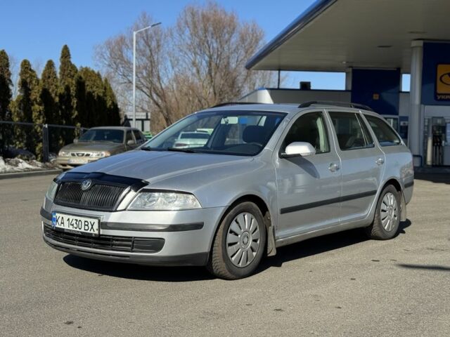 Сірий Шкода Октавія, об'ємом двигуна 1.6 л та пробігом 200 тис. км за 4100 $, фото 1 на Automoto.ua