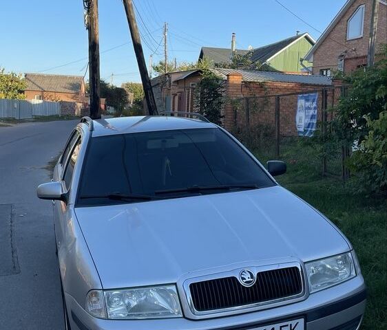 Серый Шкода Октавия, объемом двигателя 1.6 л и пробегом 280 тыс. км за 3311 $, фото 1 на Automoto.ua