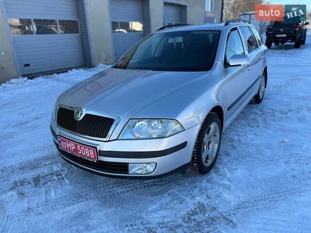 Серый Шкода Октавия, объемом двигателя 1.6 л и пробегом 226 тыс. км за 5600 $, фото 1 на Automoto.ua