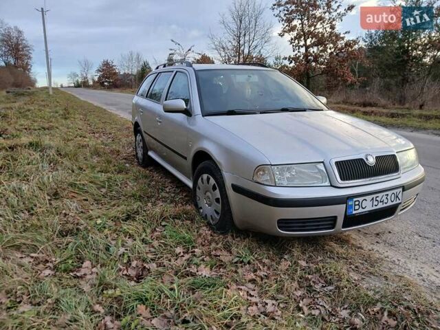 Серый Шкода Октавия, объемом двигателя 1.6 л и пробегом 270 тыс. км за 4100 $, фото 1 на Automoto.ua