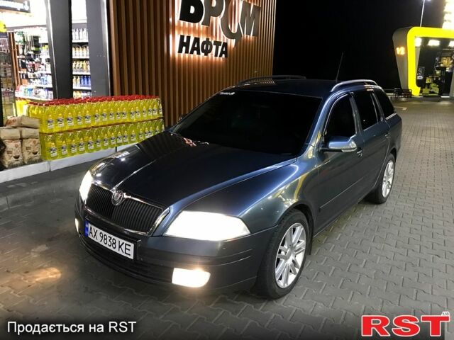 Сірий Шкода Октавія, об'ємом двигуна 2 л та пробігом 200 тис. км за 5800 $, фото 1 на Automoto.ua