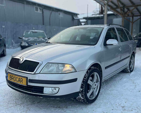 Серый Шкода Октавия, объемом двигателя 1.6 л и пробегом 224 тыс. км за 5600 $, фото 1 на Automoto.ua