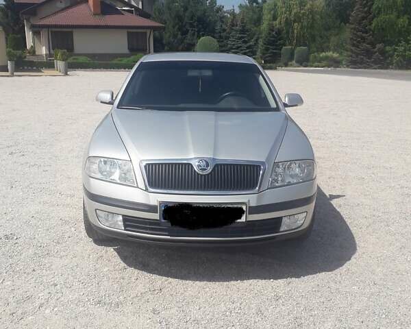 Серый Шкода Октавия, объемом двигателя 1.98 л и пробегом 184 тыс. км за 6350 $, фото 1 на Automoto.ua