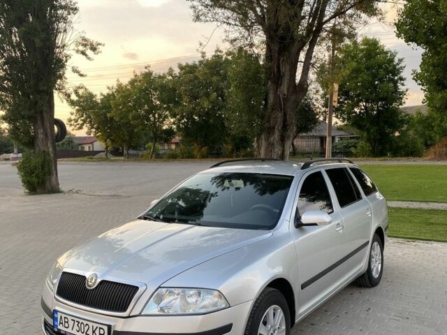 Сірий Шкода Октавія, об'ємом двигуна 1.6 л та пробігом 162 тис. км за 5502 $, фото 1 на Automoto.ua