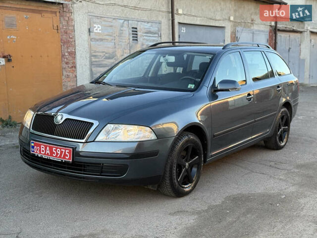 Серый Шкода Октавия, объемом двигателя 1.6 л и пробегом 170 тыс. км за 6500 $, фото 1 на Automoto.ua