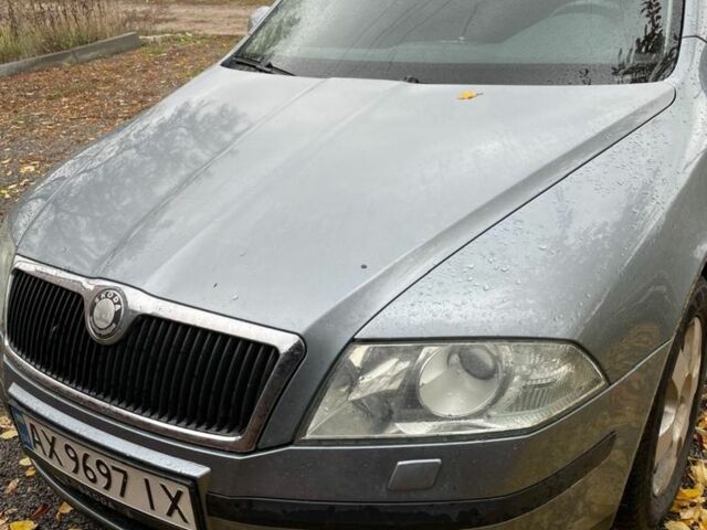 Серый Шкода Октавия, объемом двигателя 1.6 л и пробегом 221 тыс. км за 5950 $, фото 1 на Automoto.ua