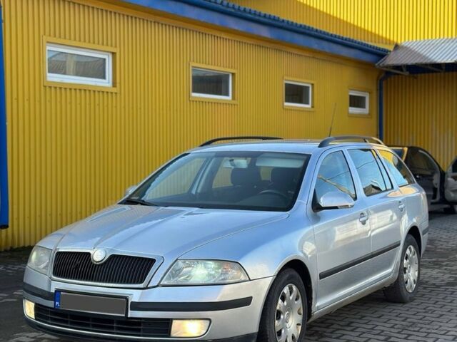 Серый Шкода Октавия, объемом двигателя 1.9 л и пробегом 300 тыс. км за 2999 $, фото 1 на Automoto.ua