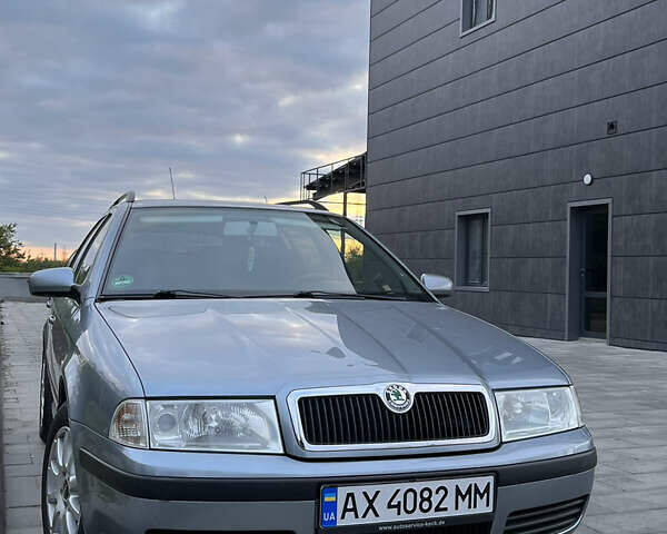 Серый Шкода Октавия, объемом двигателя 1.6 л и пробегом 253 тыс. км за 6300 $, фото 1 на Automoto.ua