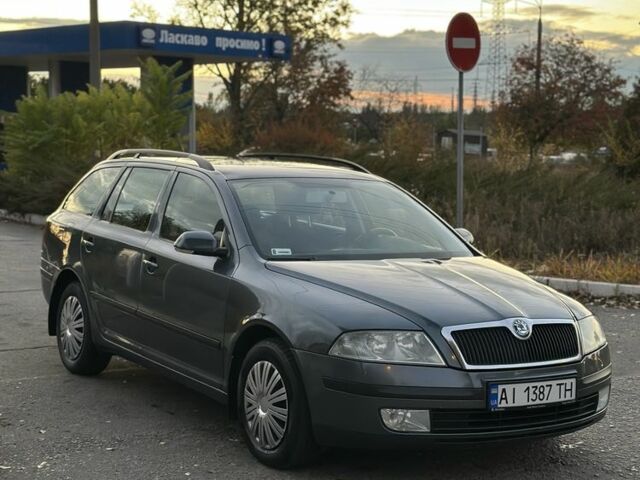 Сірий Шкода Октавія, об'ємом двигуна 1.9 л та пробігом 999 тис. км за 3500 $, фото 1 на Automoto.ua