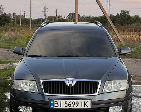 Сірий Шкода Октавія, об'ємом двигуна 1.97 л та пробігом 377 тис. км за 5800 $, фото 1 на Automoto.ua
