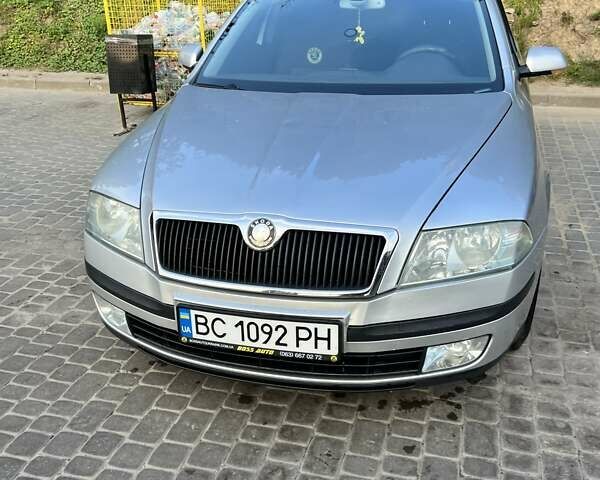 Серый Шкода Октавия, объемом двигателя 1.98 л и пробегом 331 тыс. км за 6600 $, фото 1 на Automoto.ua