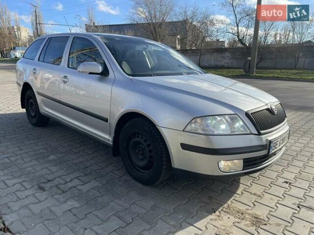 Серый Шкода Октавия, объемом двигателя 1.9 л и пробегом 280 тыс. км за 5500 $, фото 1 на Automoto.ua