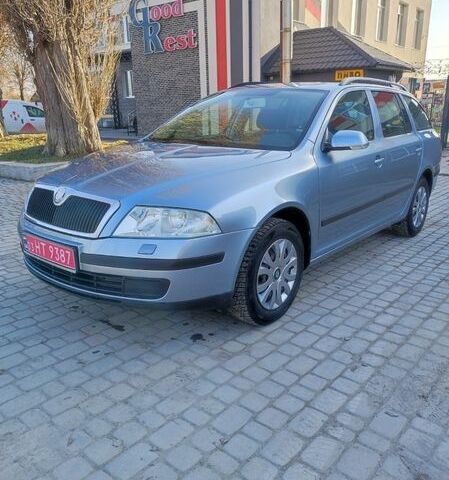 Серый Шкода Октавия, объемом двигателя 1.6 л и пробегом 260 тыс. км за 4999 $, фото 1 на Automoto.ua