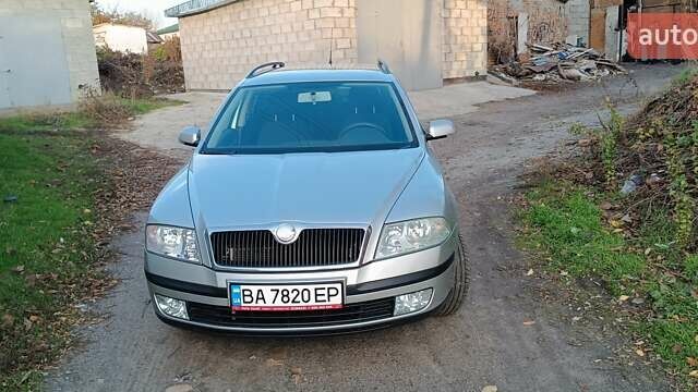 Серый Шкода Октавия, объемом двигателя 1.9 л и пробегом 351 тыс. км за 6700 $, фото 1 на Automoto.ua