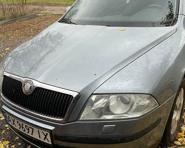 Серый Шкода Октавия, объемом двигателя 1.6 л и пробегом 210 тыс. км за 6600 $, фото 1 на Automoto.ua
