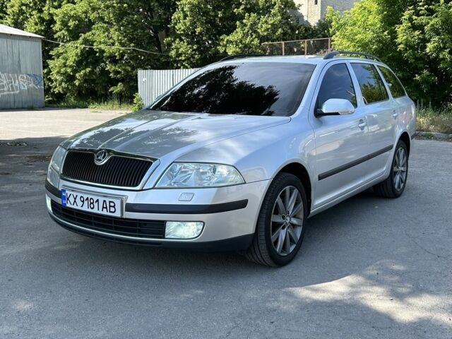 Серый Шкода Октавия, объемом двигателя 2 л и пробегом 295 тыс. км за 6400 $, фото 1 на Automoto.ua