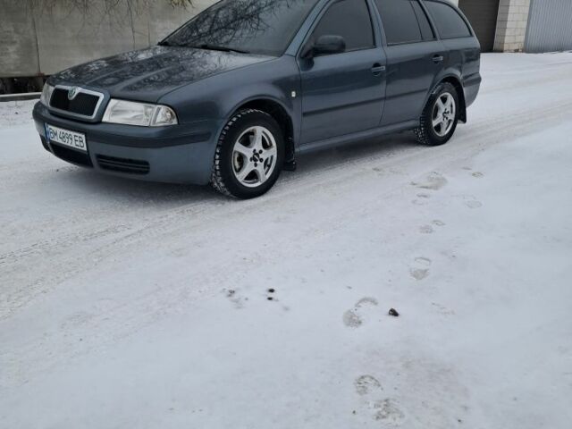 Серый Шкода Октавия, объемом двигателя 0 л и пробегом 300 тыс. км за 4600 $, фото 1 на Automoto.ua