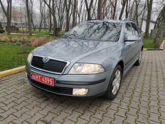 Серый Шкода Октавия, объемом двигателя 1.6 л и пробегом 224 тыс. км за 6300 $, фото 1 на Automoto.ua