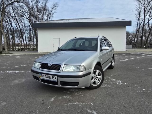 Сірий Шкода Октавія, об'ємом двигуна 1.8 л та пробігом 306 тис. км за 5850 $, фото 1 на Automoto.ua