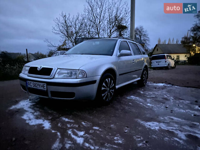 Шкода Октавия 2006 в Коростене на Automoto.ua Серый Шкода Октавия, объемом двигателя 1.9 л и пробегом 330 тыс. км за 4800 $, фото 1 на Automoto.ua