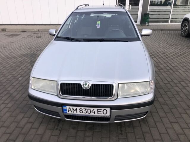 Серый Шкода Октавия, объемом двигателя 1.6 л и пробегом 306 тыс. км за 4599 $, фото 1 на Automoto.ua