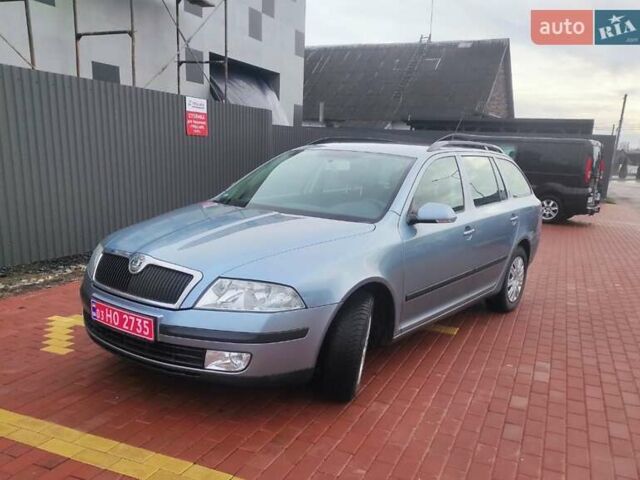 Серый Шкода Октавия, объемом двигателя 1.6 л и пробегом 280 тыс. км за 5450 $, фото 1 на Automoto.ua