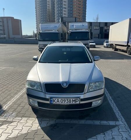 Серый Шкода Октавия, объемом двигателя 1.6 л и пробегом 245 тыс. км за 5700 $, фото 1 на Automoto.ua