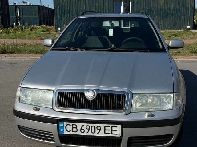 Сірий Шкода Октавія, об'ємом двигуна 1.6 л та пробігом 399 тис. км за 4200 $, фото 1 на Automoto.ua
