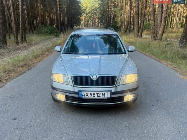Сірий Шкода Октавія, об'ємом двигуна 1.6 л та пробігом 245 тис. км за 6000 $, фото 1 на Automoto.ua