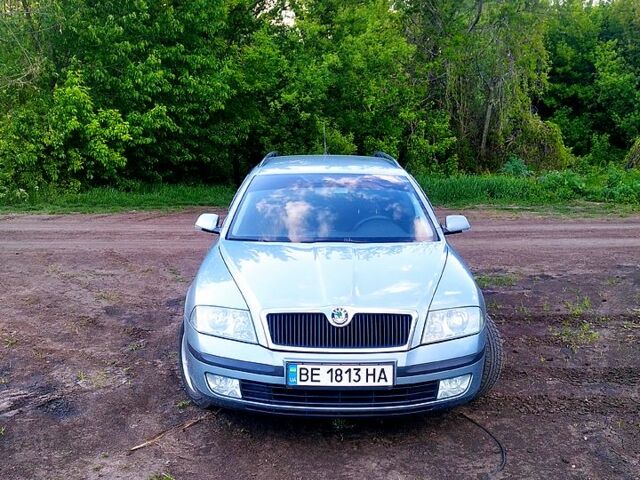 Сірий Шкода Октавія, об'ємом двигуна 1.6 л та пробігом 230 тис. км за 5600 $, фото 1 на Automoto.ua