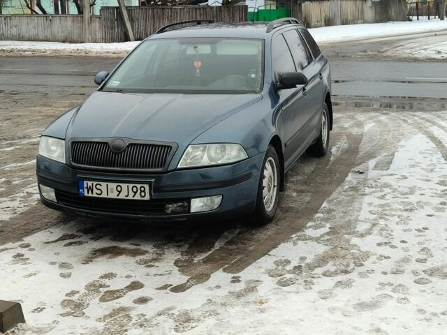 Серый Шкода Октавия, объемом двигателя 2 л и пробегом 420 тыс. км за 2200 $, фото 1 на Automoto.ua