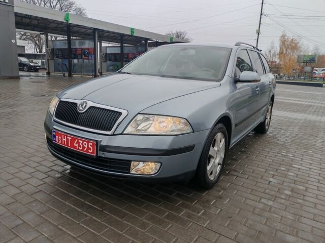 Серый Шкода Октавия, объемом двигателя 1.6 л и пробегом 224 тыс. км за 6500 $, фото 1 на Automoto.ua