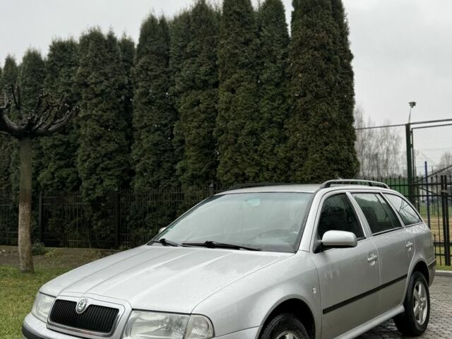 Серый Шкода Октавия, объемом двигателя 1.6 л и пробегом 218 тыс. км за 4400 $, фото 1 на Automoto.ua