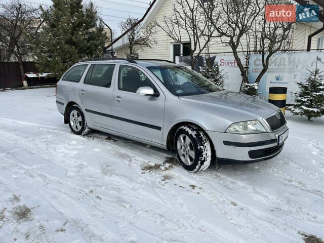 Серый Шкода Октавия, объемом двигателя 1.9 л и пробегом 292 тыс. км за 2976 $, фото 1 на Automoto.ua