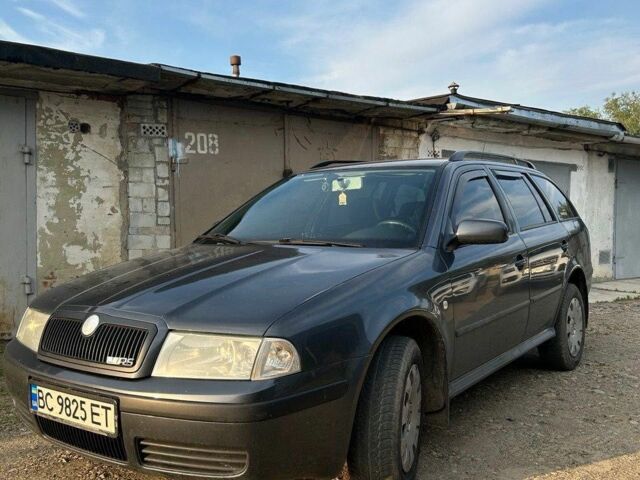 Серый Шкода Октавия, объемом двигателя 1.6 л и пробегом 237 тыс. км за 4499 $, фото 1 на Automoto.ua