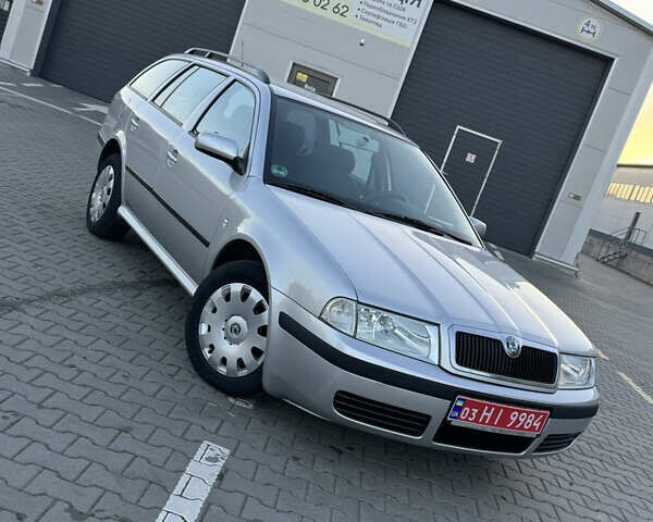 Сірий Шкода Октавія, об'ємом двигуна 1.6 л та пробігом 210 тис. км за 4399 $, фото 1 на Automoto.ua