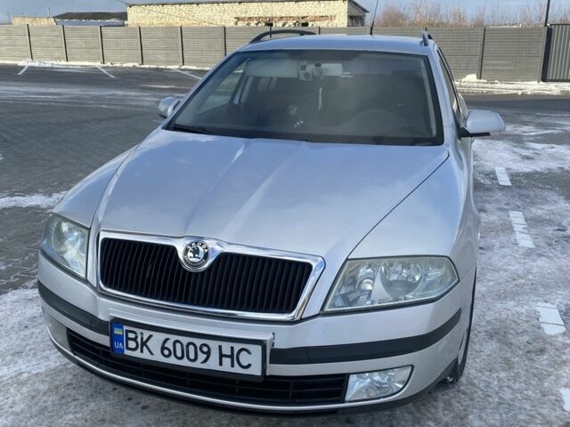 Серый Шкода Октавия, объемом двигателя 1.6 л и пробегом 260 тыс. км за 5550 $, фото 1 на Automoto.ua