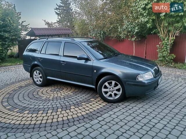 Серый Шкода Октавия, объемом двигателя 1.6 л и пробегом 245 тыс. км за 4100 $, фото 1 на Automoto.ua