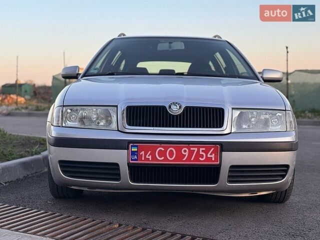 Серый Шкода Октавия, объемом двигателя 1.6 л и пробегом 260 тыс. км за 5400 $, фото 1 на Automoto.ua