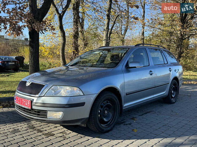 Серый Шкода Октавия, объемом двигателя 1.6 л и пробегом 244 тыс. км за 6550 $, фото 1 на Automoto.ua