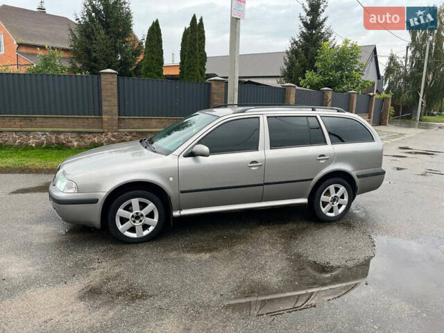 Шкода Октавія 2006 у Борисполе на Automoto.ua Сірий Шкода Октавія, об'ємом двигуна 1.6 л та пробігом 270 тис. км за 5300 $, фото 1 на Automoto.ua
