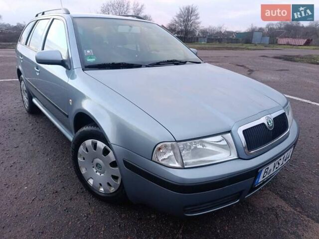 Сірий Шкода Октавія, об'ємом двигуна 1.6 л та пробігом 265 тис. км за 5700 $, фото 1 на Automoto.ua