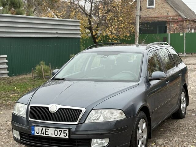 Серый Шкода Октавия, объемом двигателя 1.9 л и пробегом 310 тыс. км за 3300 $, фото 1 на Automoto.ua