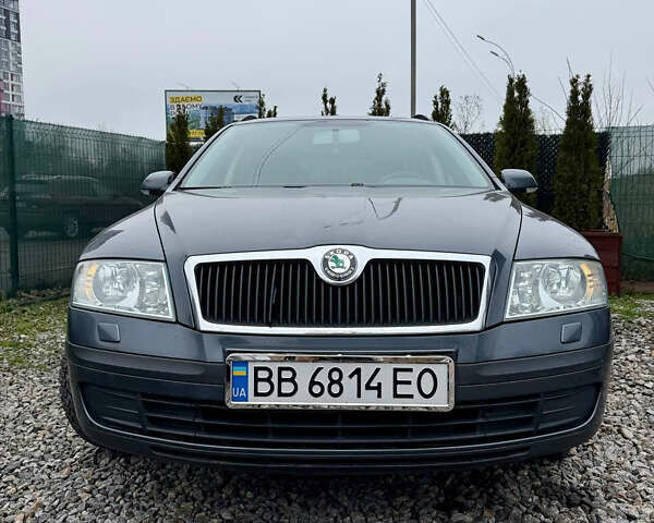 Серый Шкода Октавия, объемом двигателя 1.6 л и пробегом 185 тыс. км за 6750 $, фото 1 на Automoto.ua